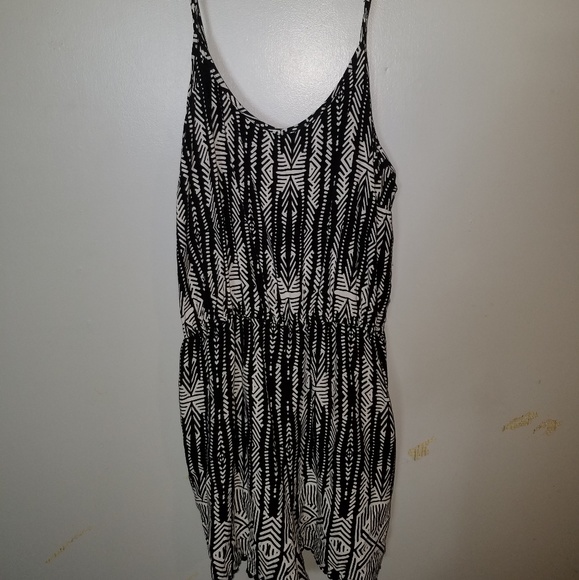 Mossimo Supply Co. Romper Size XL - Picture 1 of 2